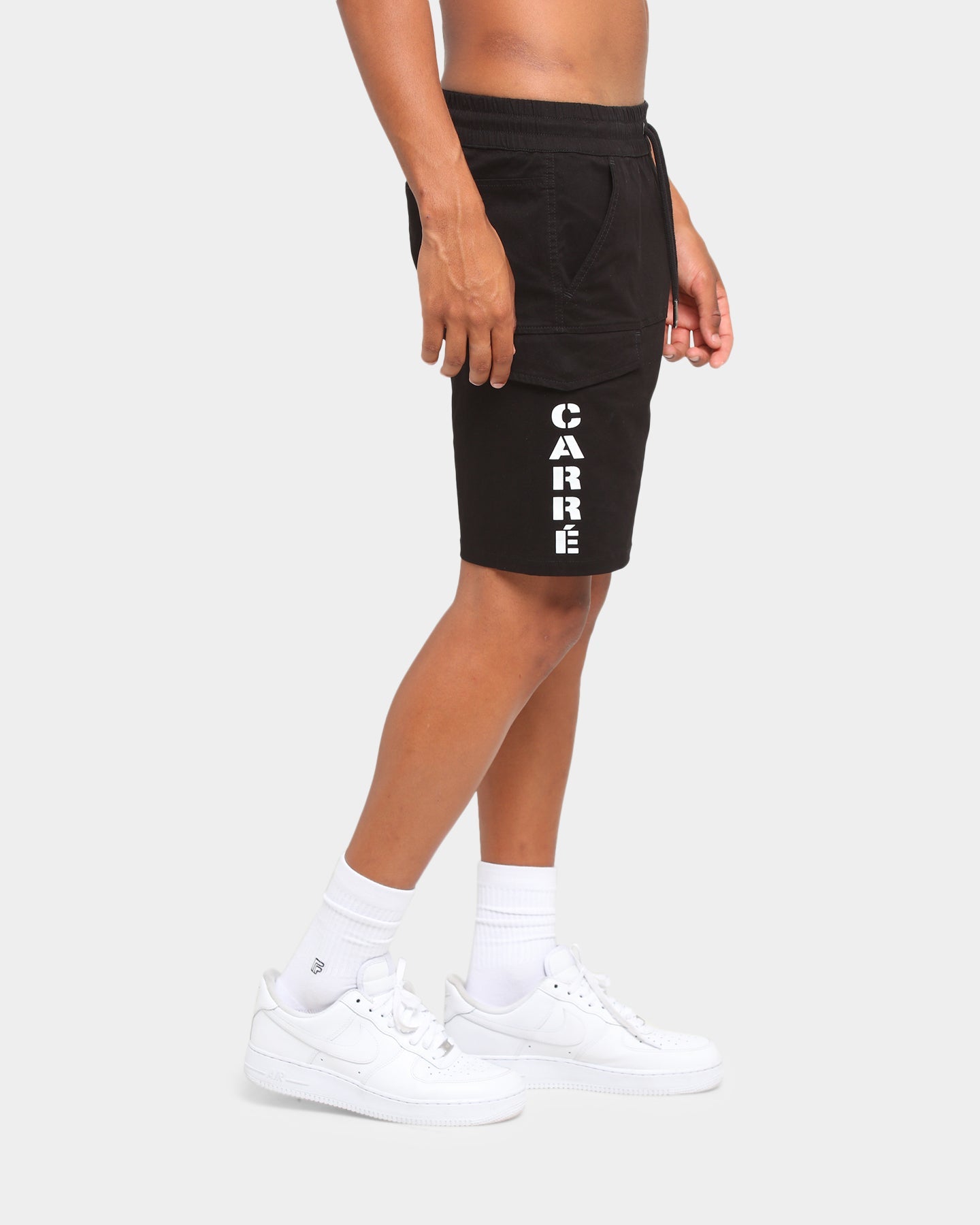 Carré Sommet Cargo Shorts Black