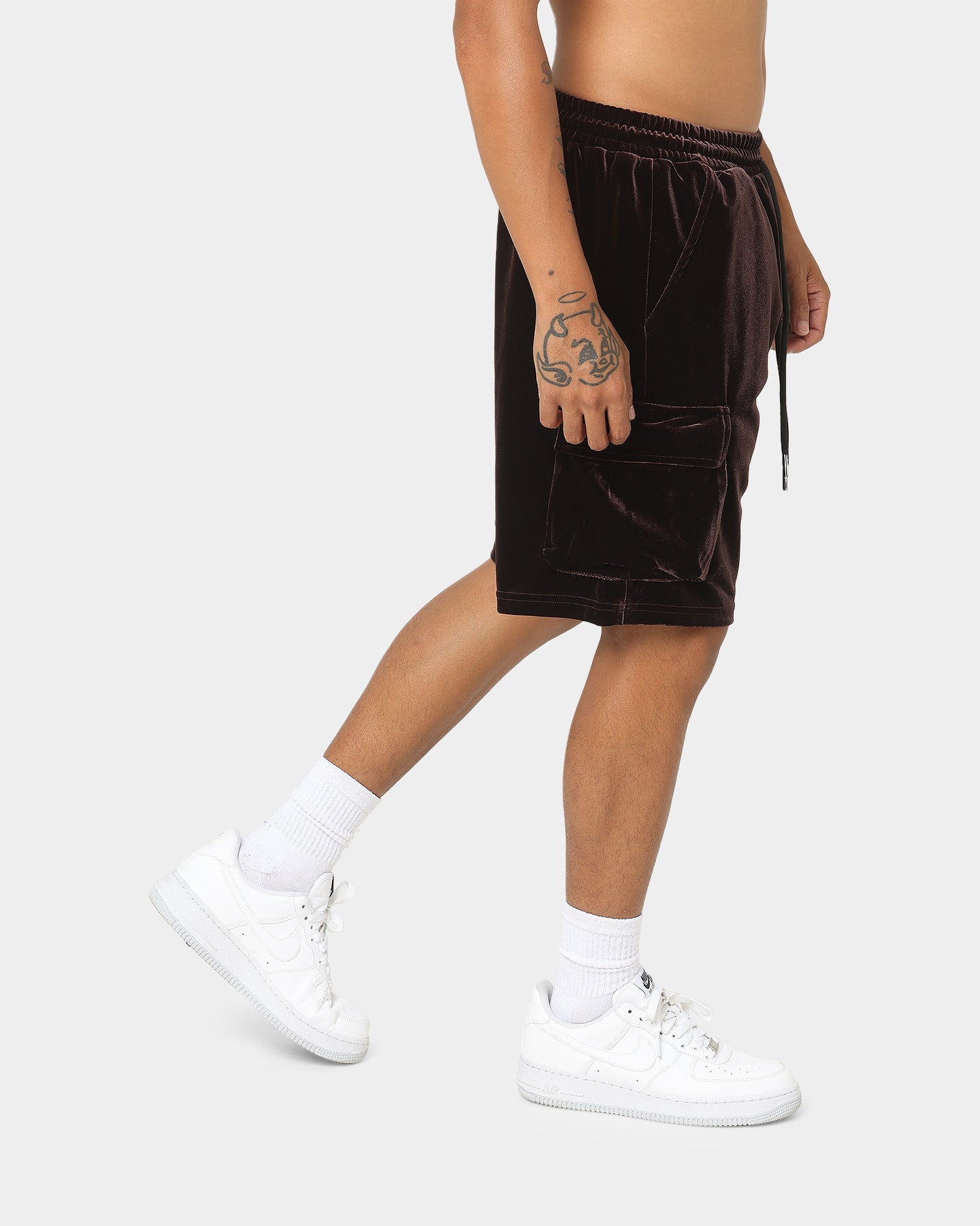 XXIII Uzair Velour Shorts Chocolate