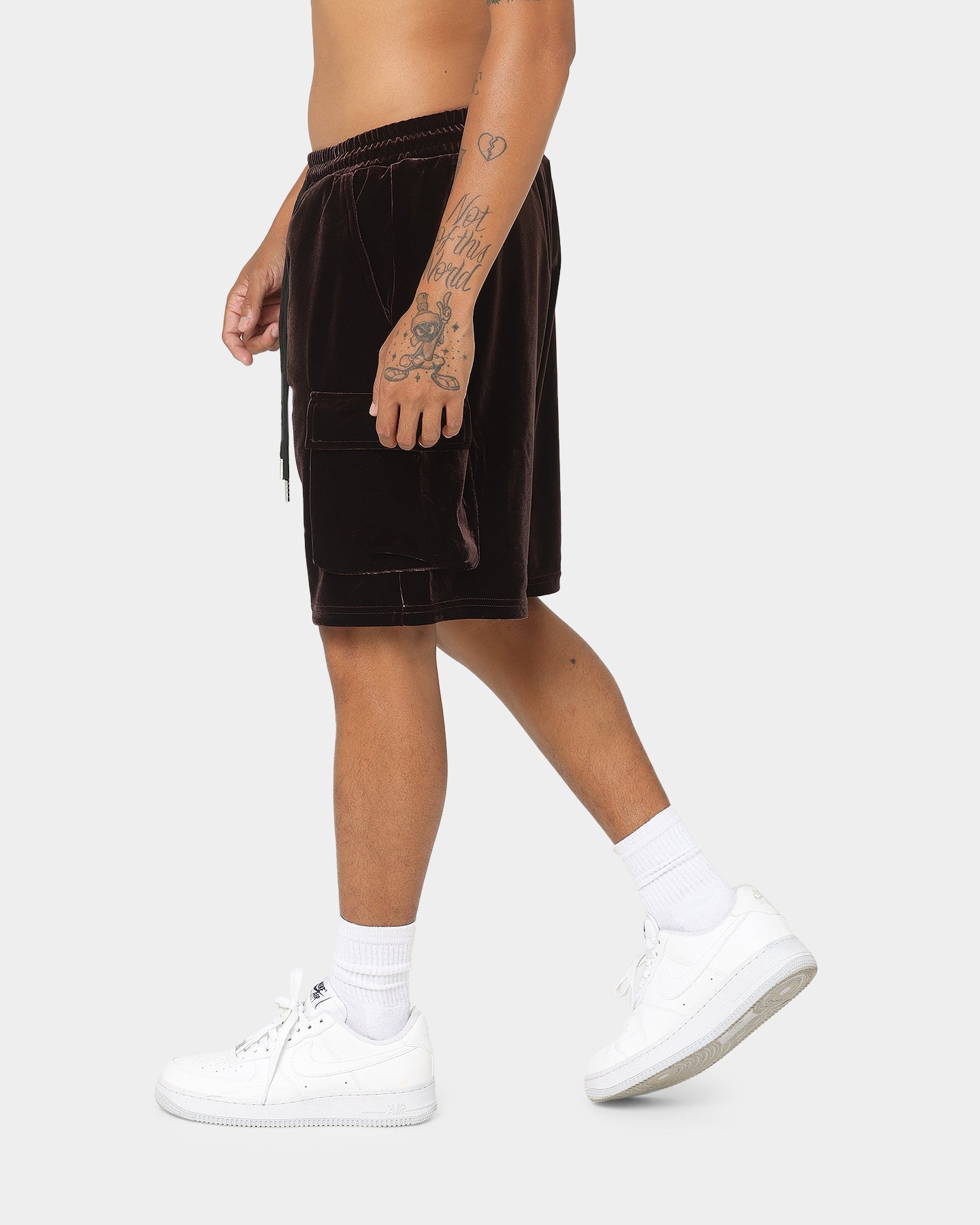 XXIII Uzair Velour Shorts Chocolate