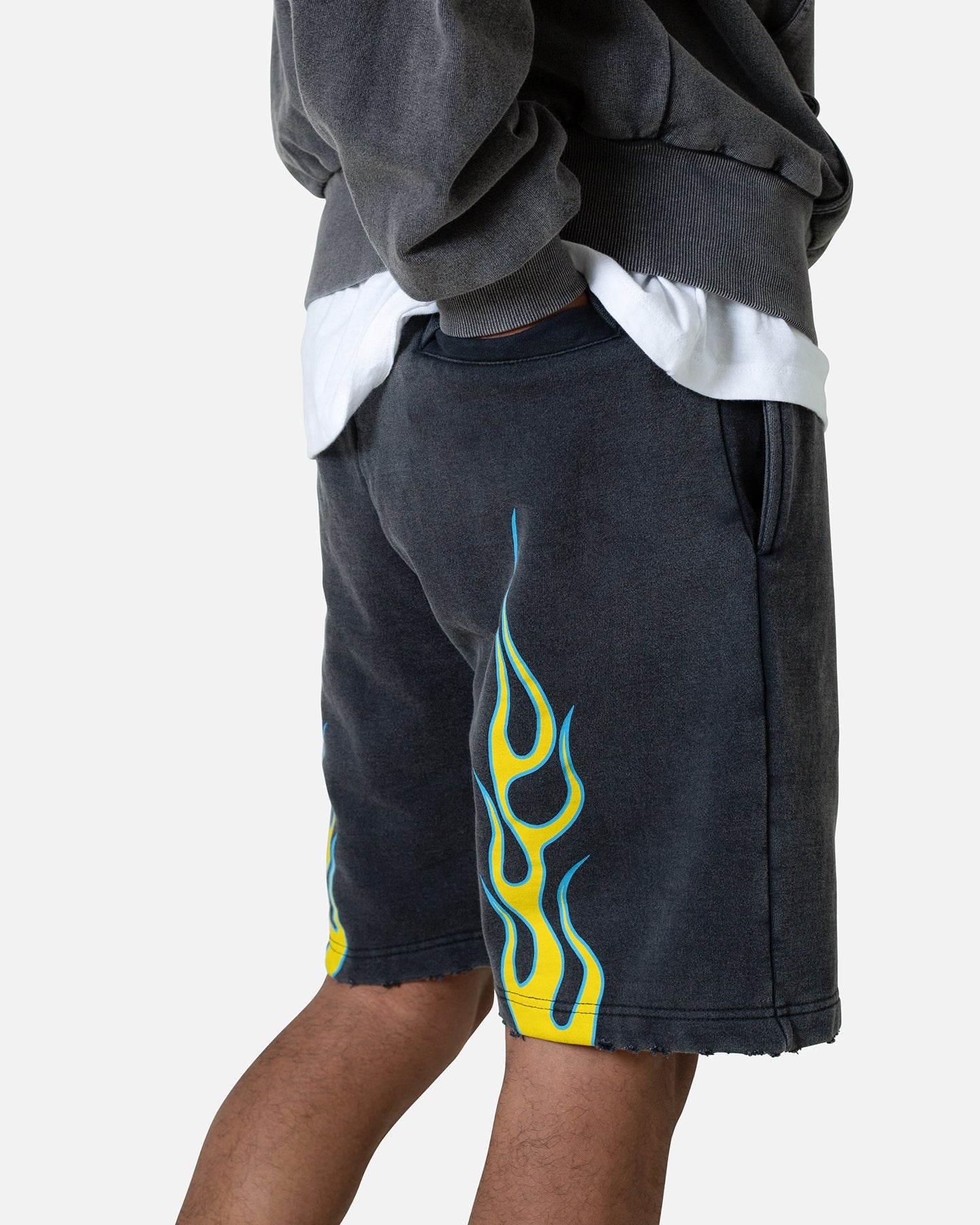 MNML Flame Shorts Black