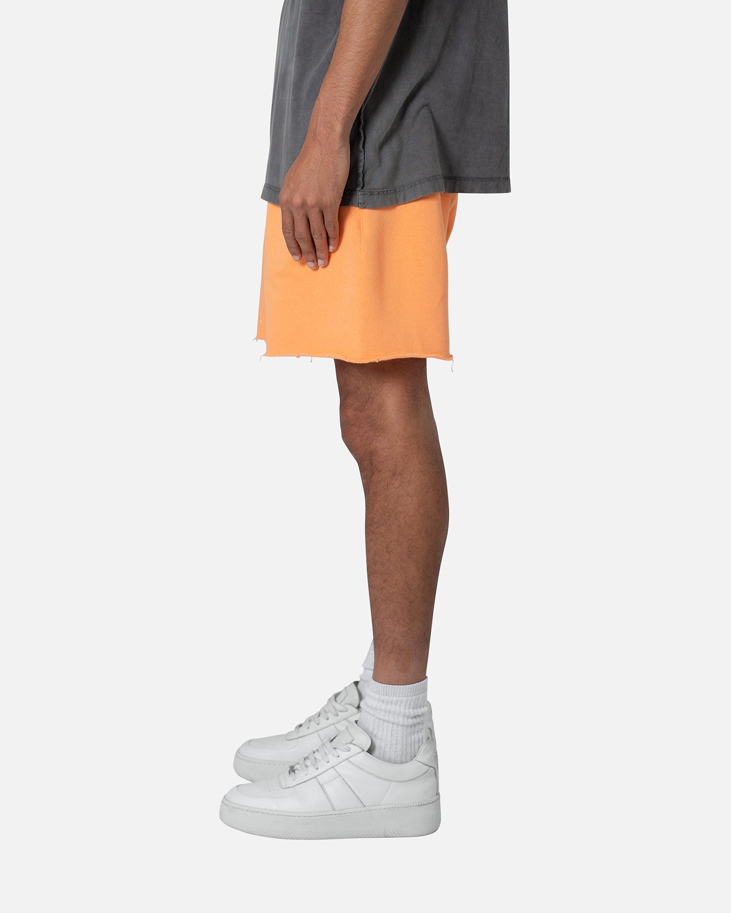 MNML Contrast Paneled Sweatshorts Orange