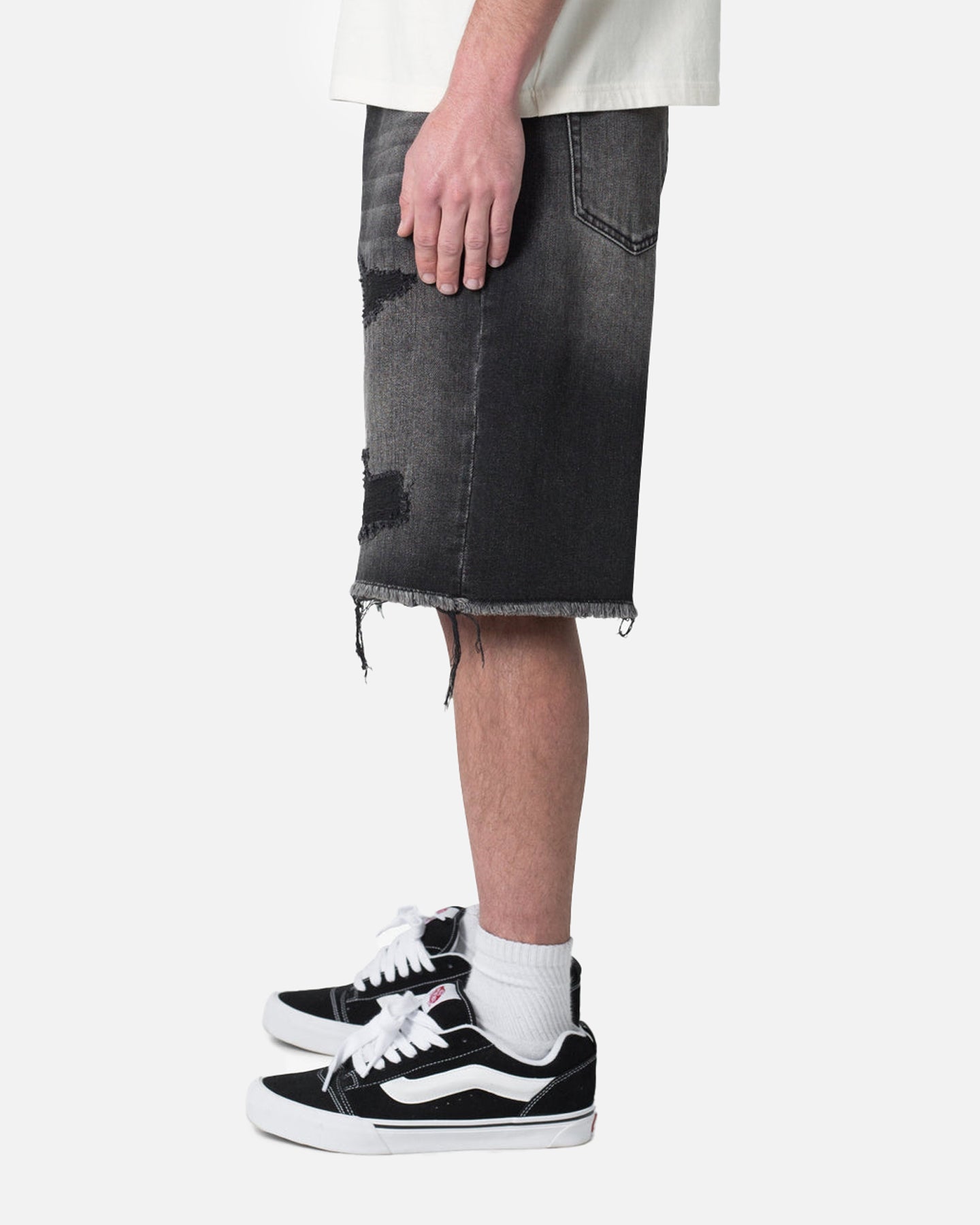 MNML Baggy Rip Denim Shorts Washed Black