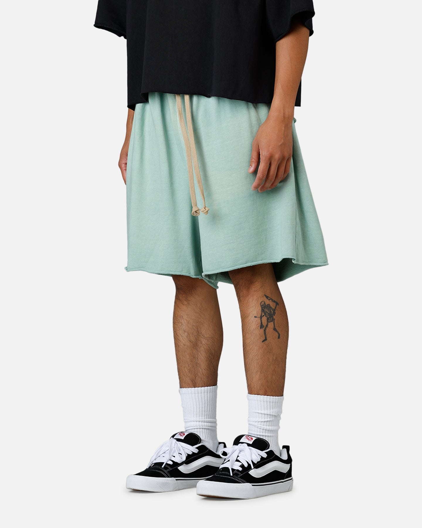 MNML Oversized Cargo Sweat Shorts Seafoam