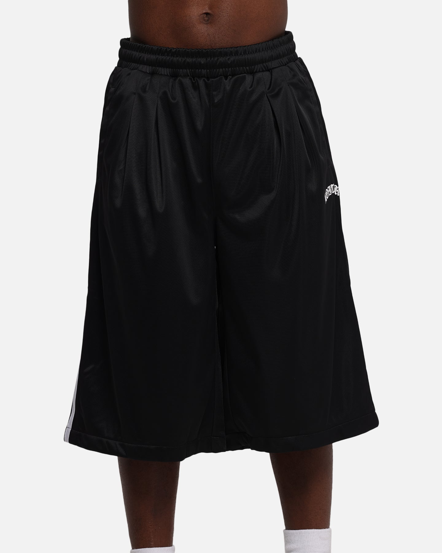 Loiter Track 3 Quarter Shorts Black