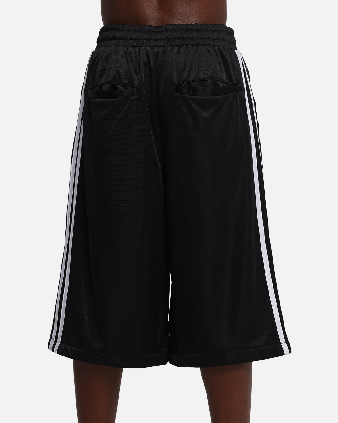 Loiter Track 3 Quarter Shorts Black