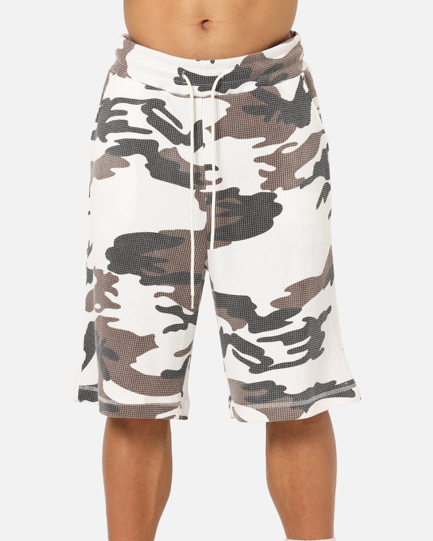 XXIII Printed Thermal Shorts Snow Camo