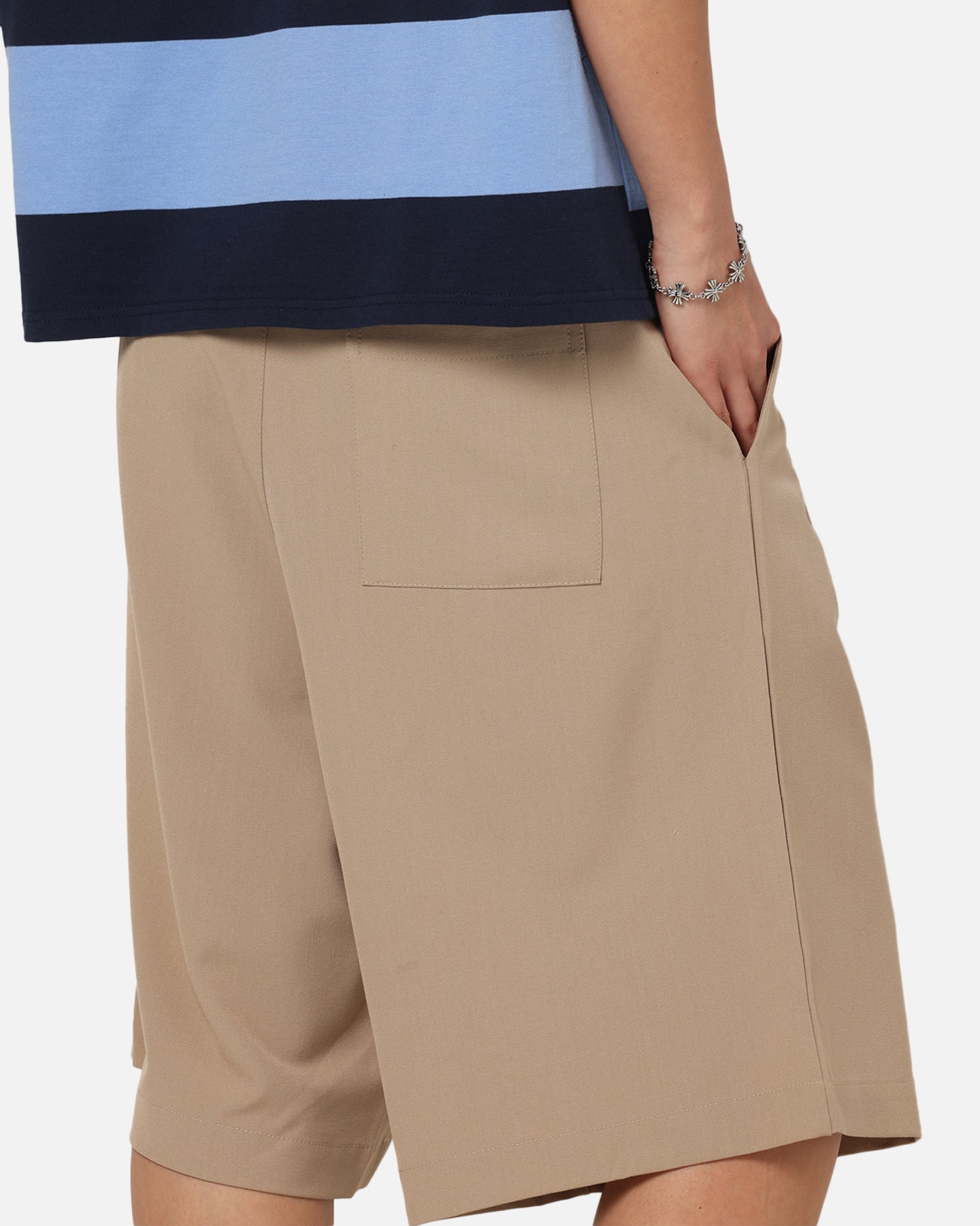 XXIII Baggy Pleated Shorts Tan