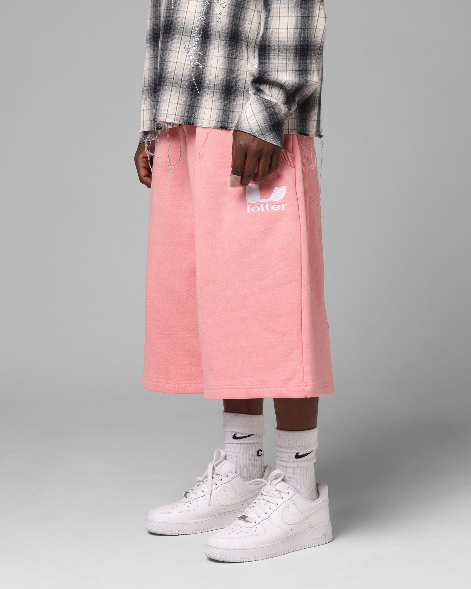 Loiter World Cup Shorts Pink