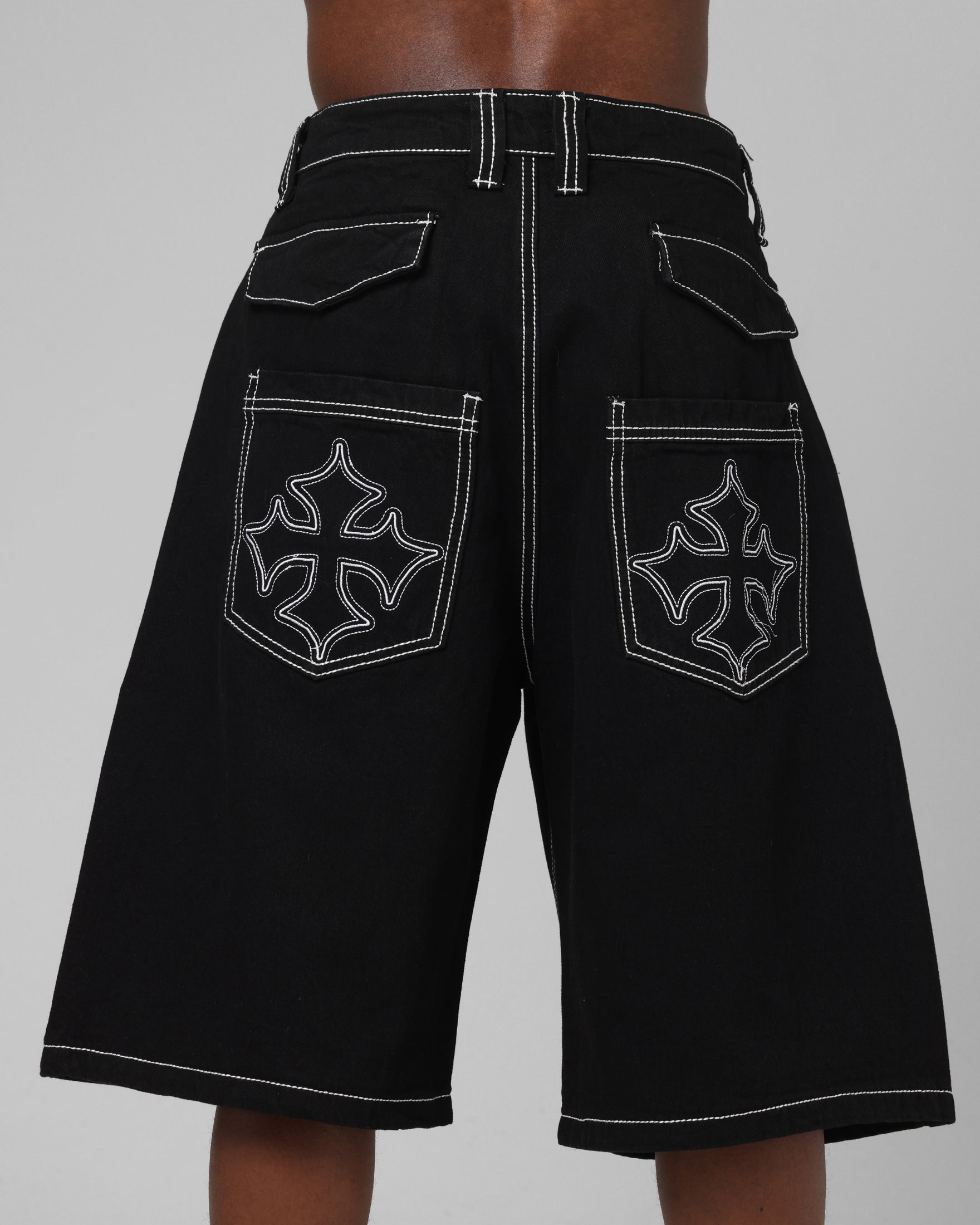 Loiter Biker Jorts Black