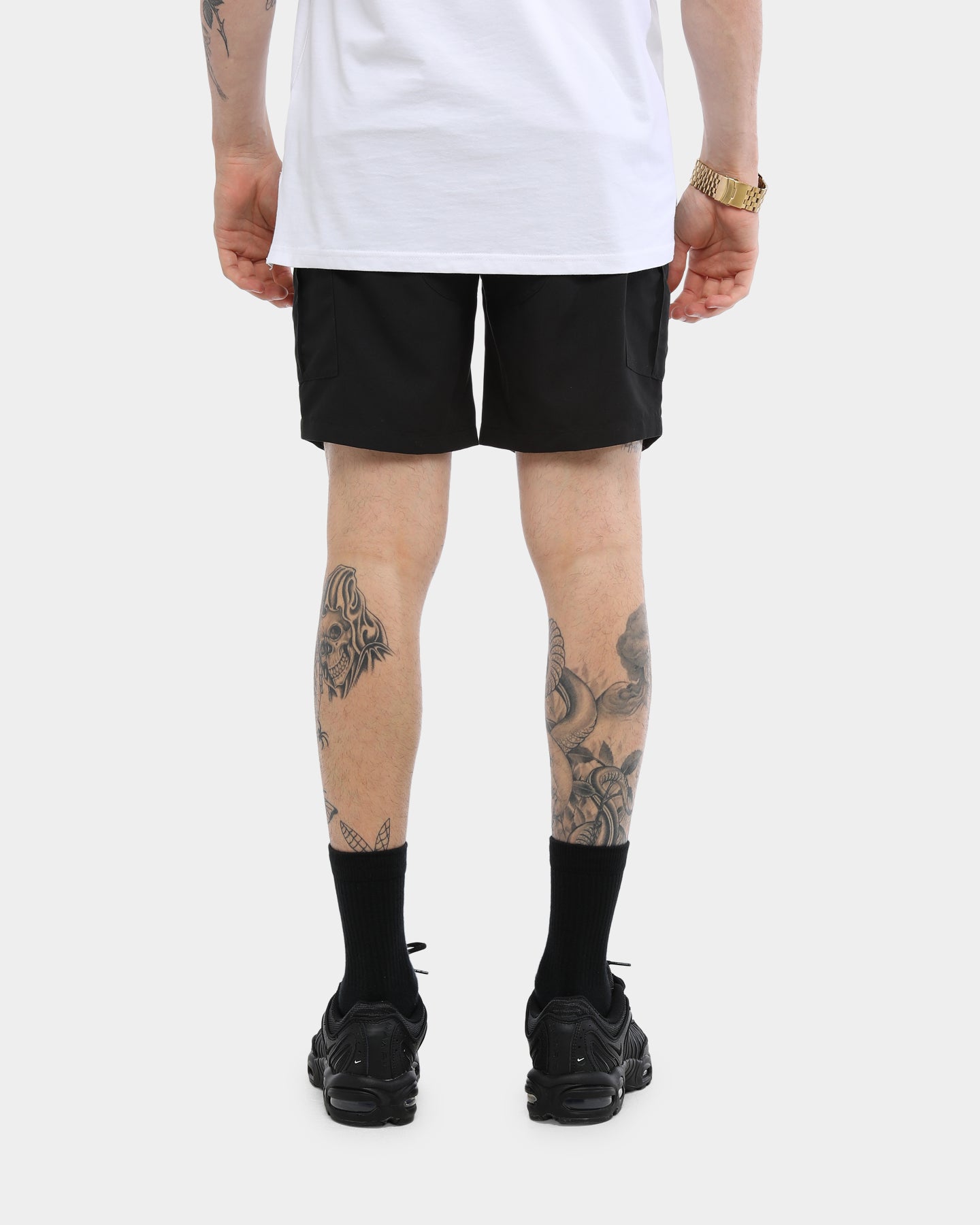Carré Rev 001 Cargo Shorts Black