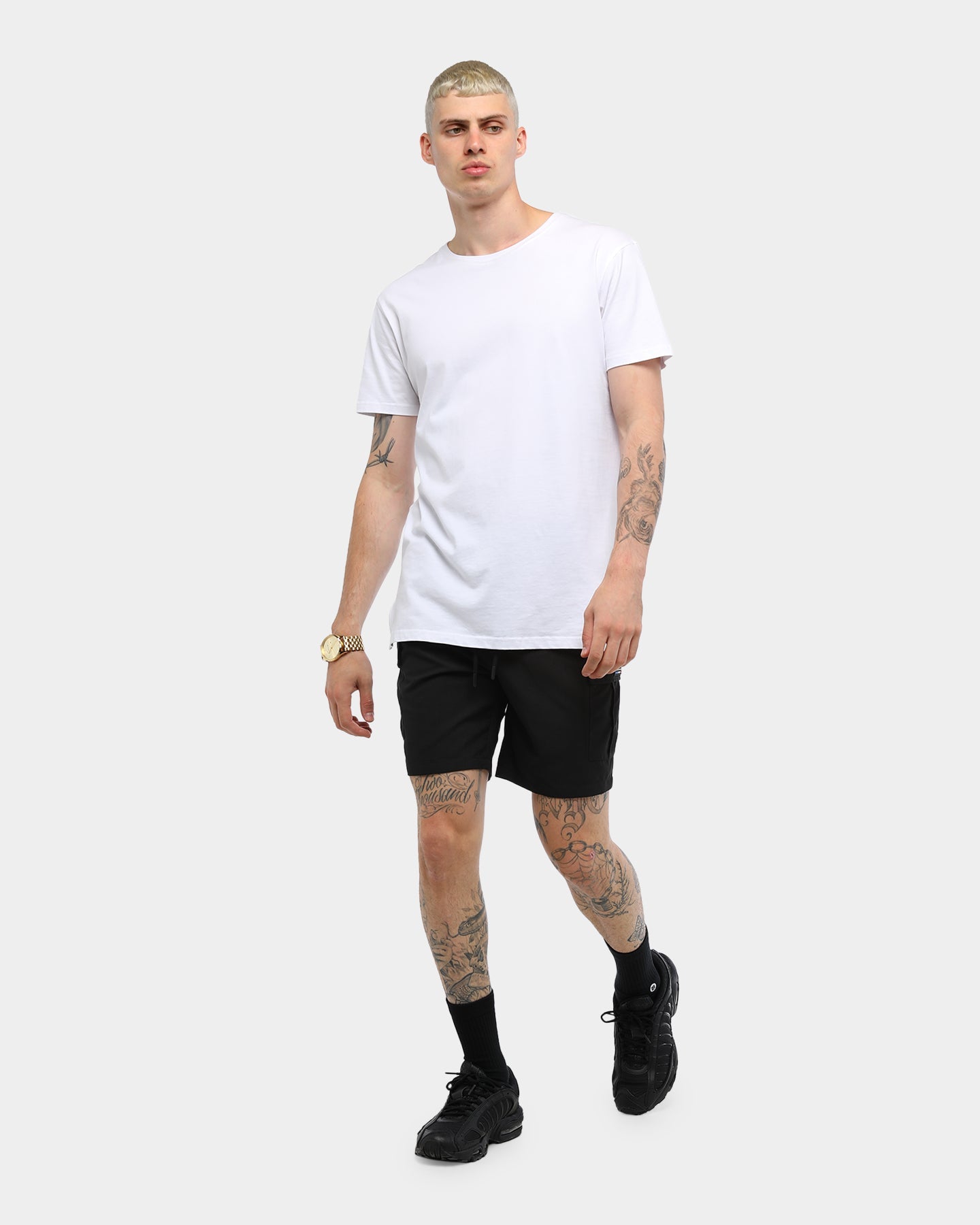 Carré Rev 001 Cargo Shorts Black