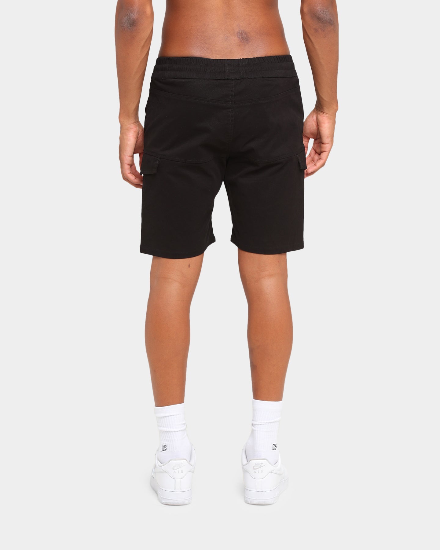 Carré Sommet Cargo Shorts Black