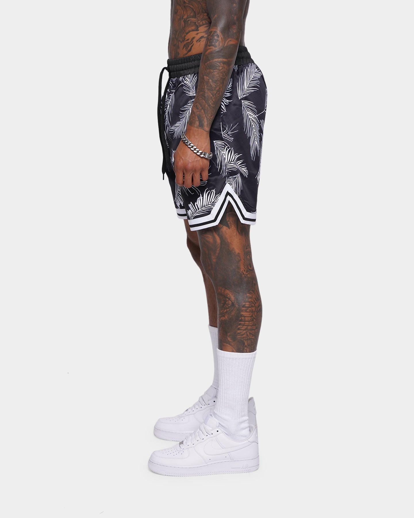 XXIII Oasis Basketball Short Black/White