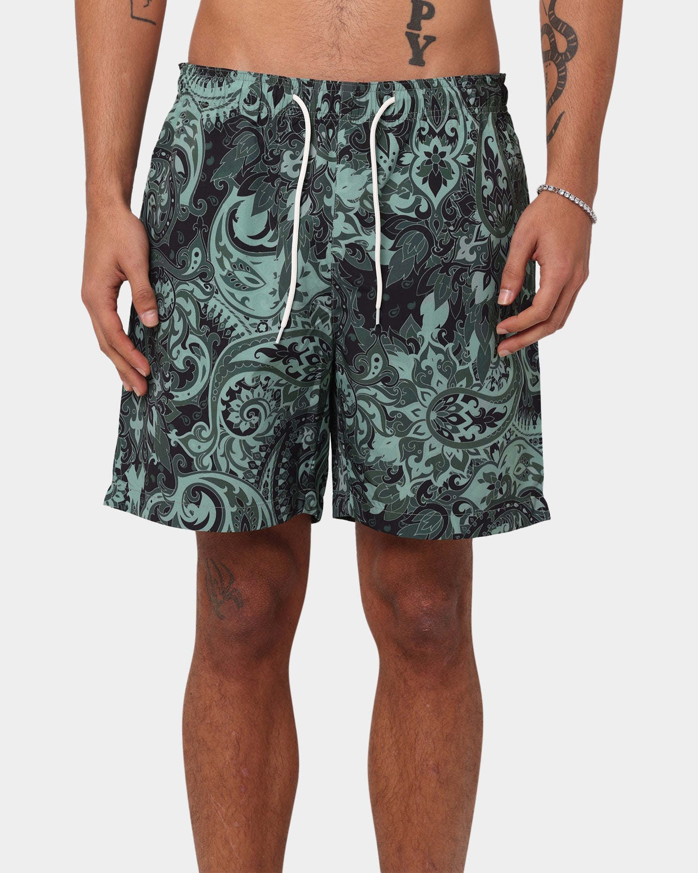 XXIII Zayn Shorts Black