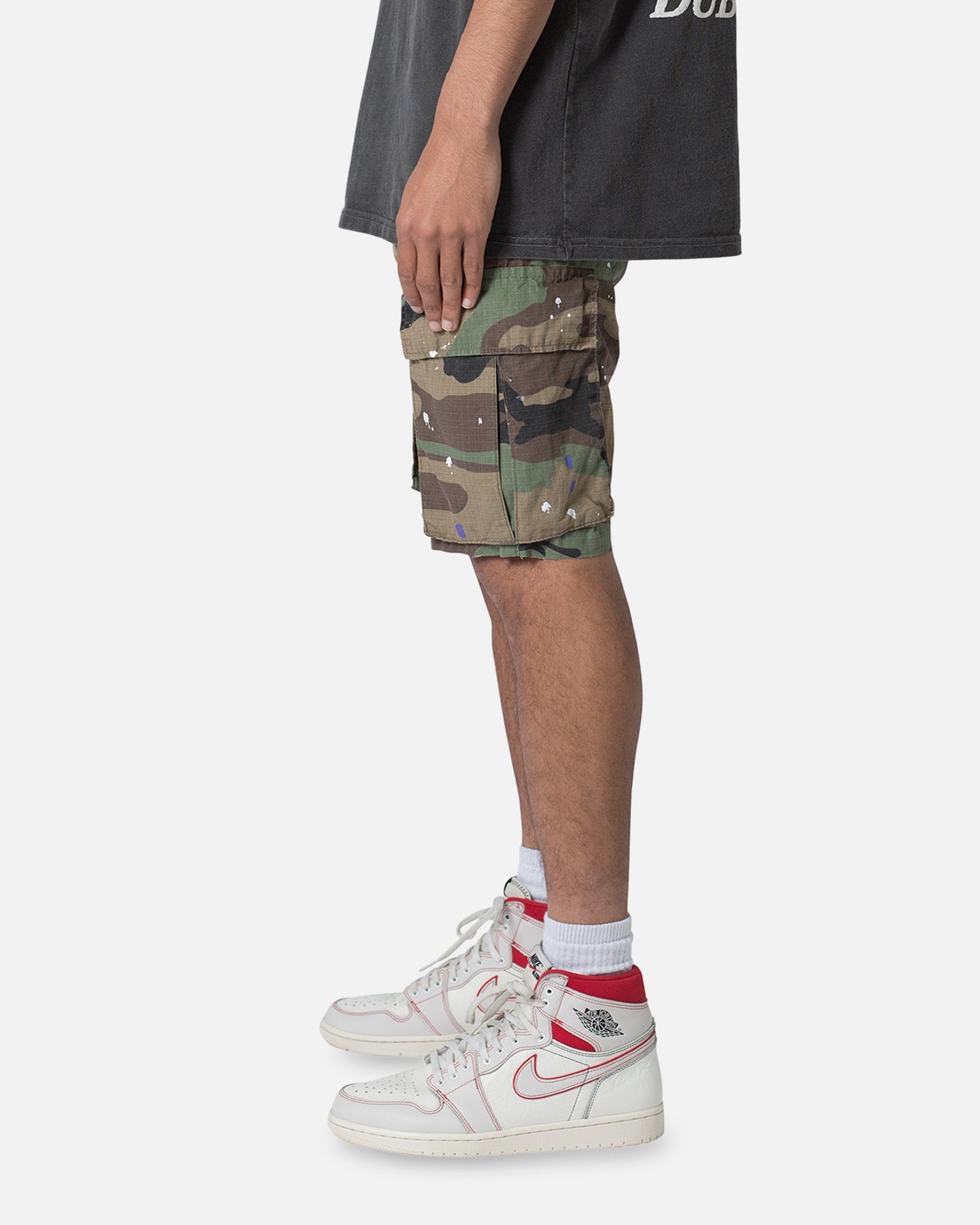 PANELED CARGO SHORTS