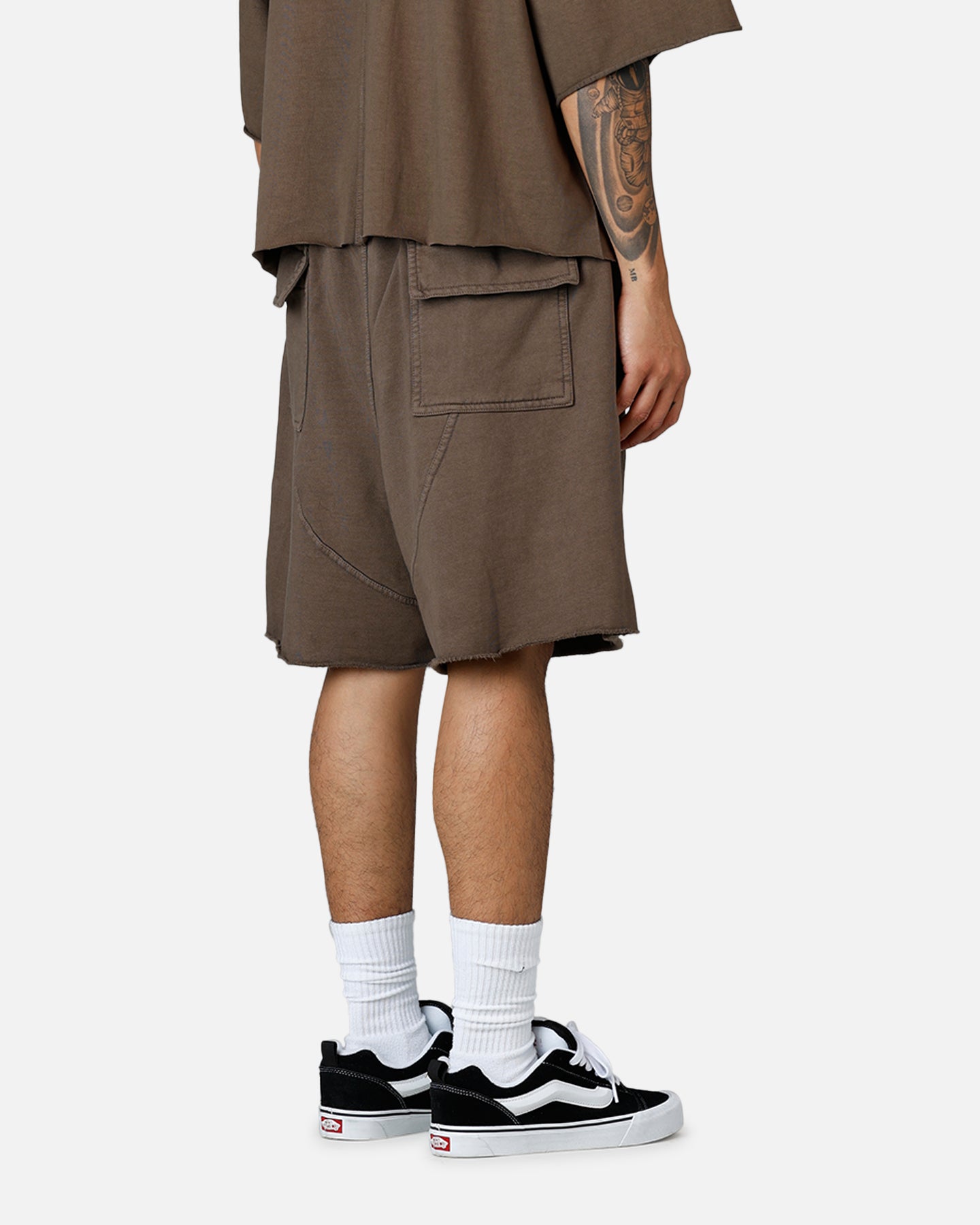 MNML Oversized Cargo Sweat Shorts Muddy Grey