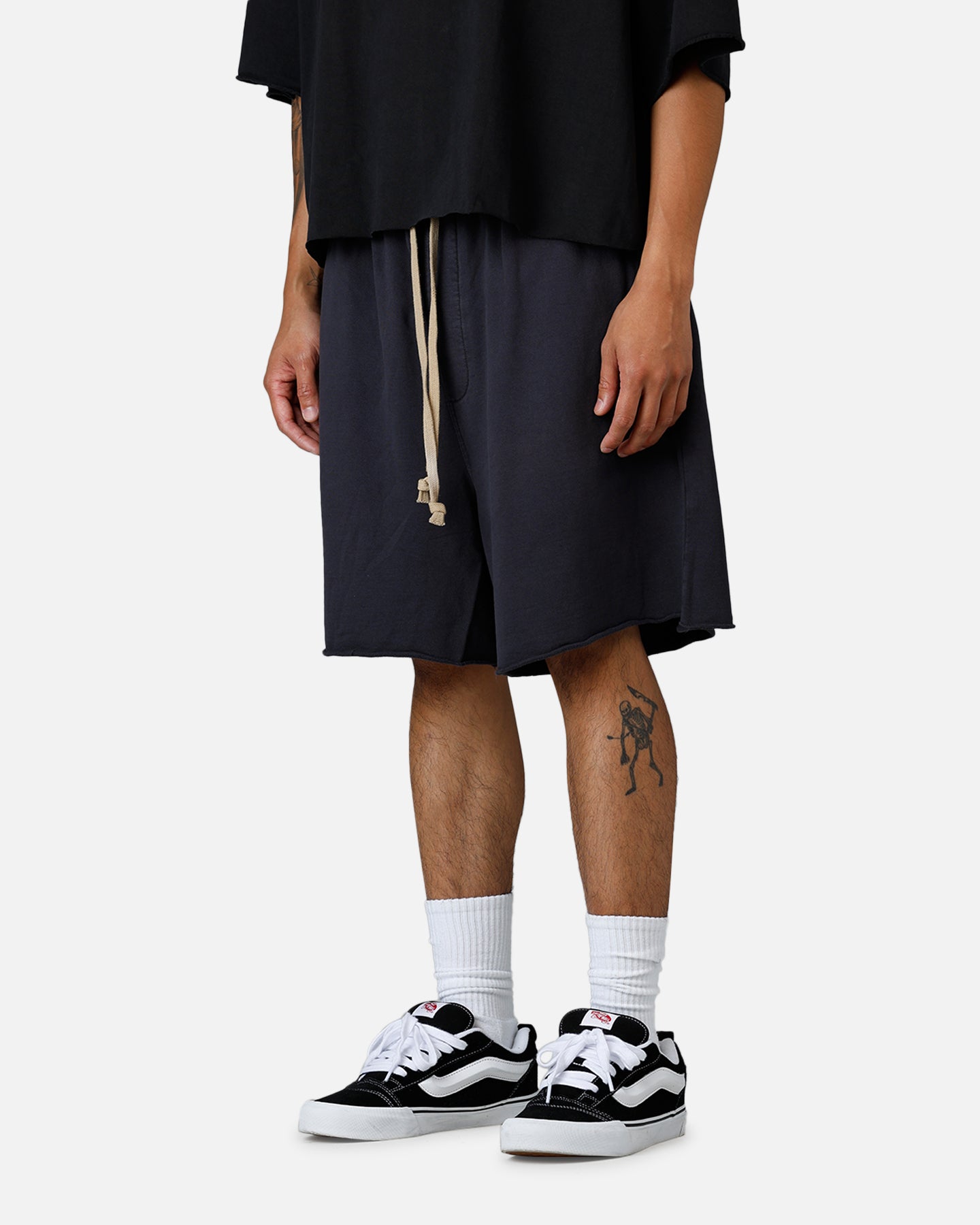 MNML Oversized Cargo Sweat Shorts Rust