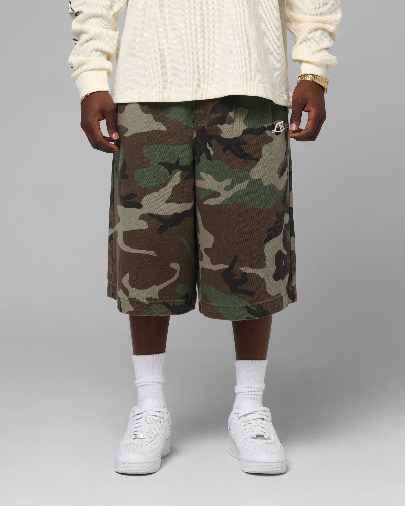 Loiter 3 Quarter Shorts Woodland Camo