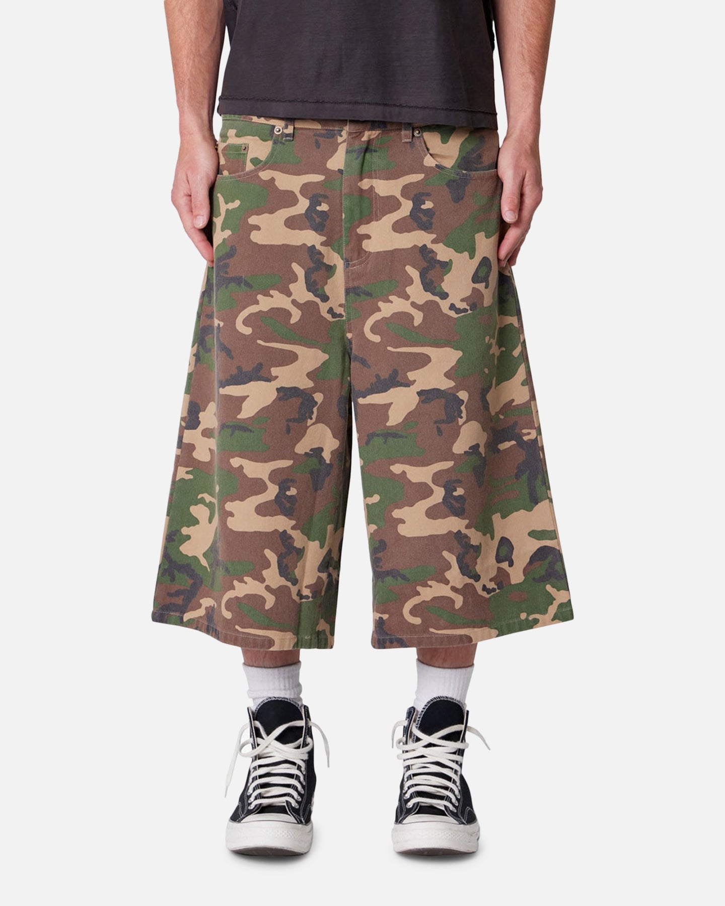 MNML Ultra Baggy Camo Twill Shorts Woodland Camo