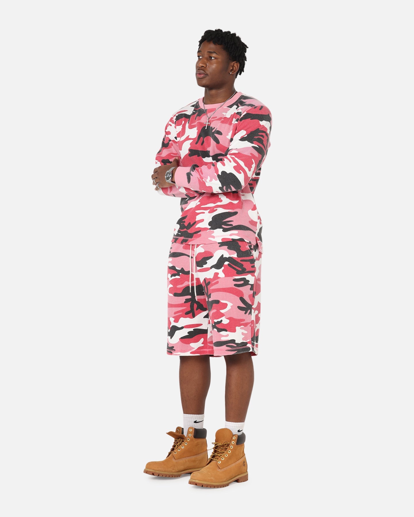 XXIII Printed Thermal Shorts Pink Camo