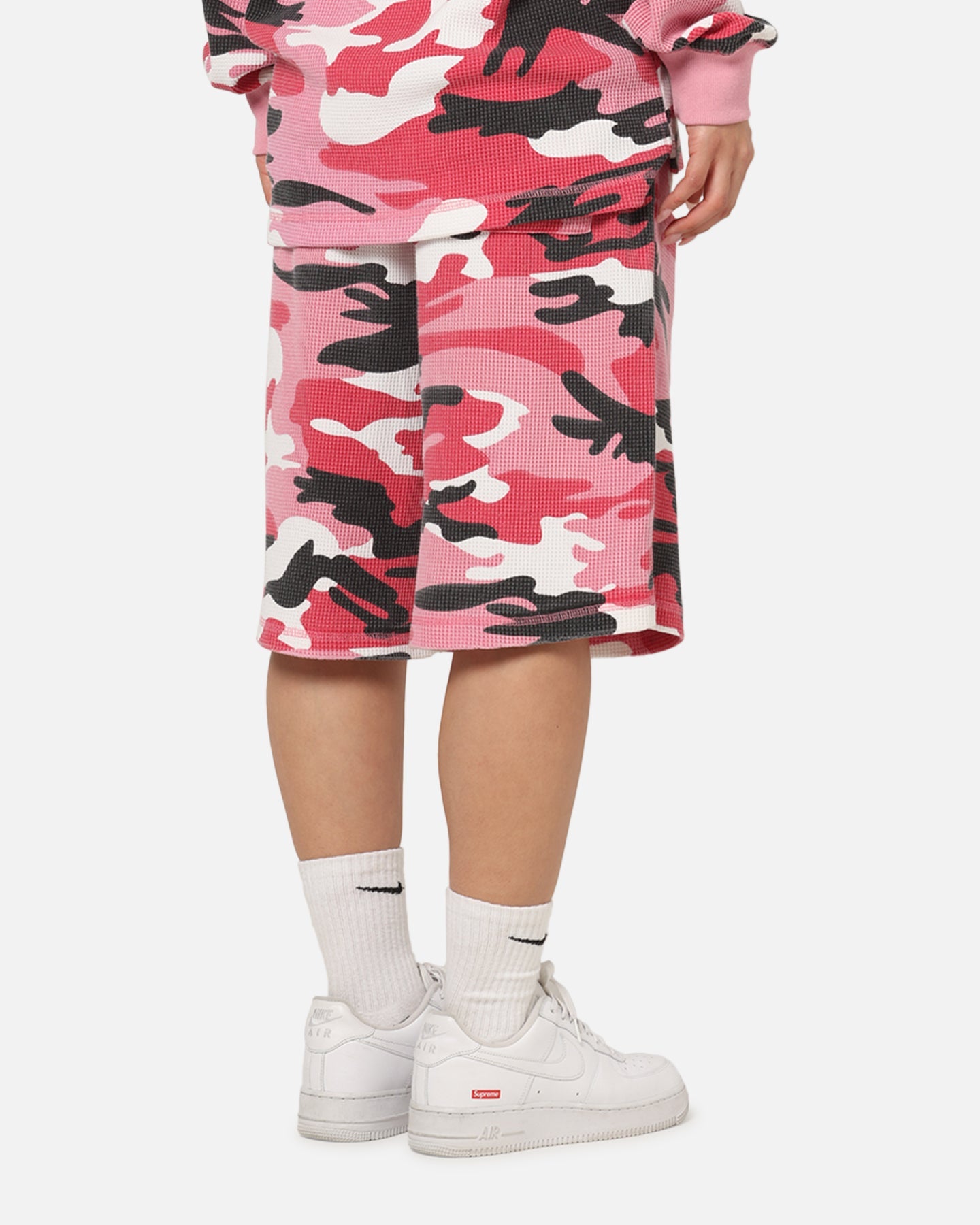 XXIII Printed Thermal Shorts Pink Camo