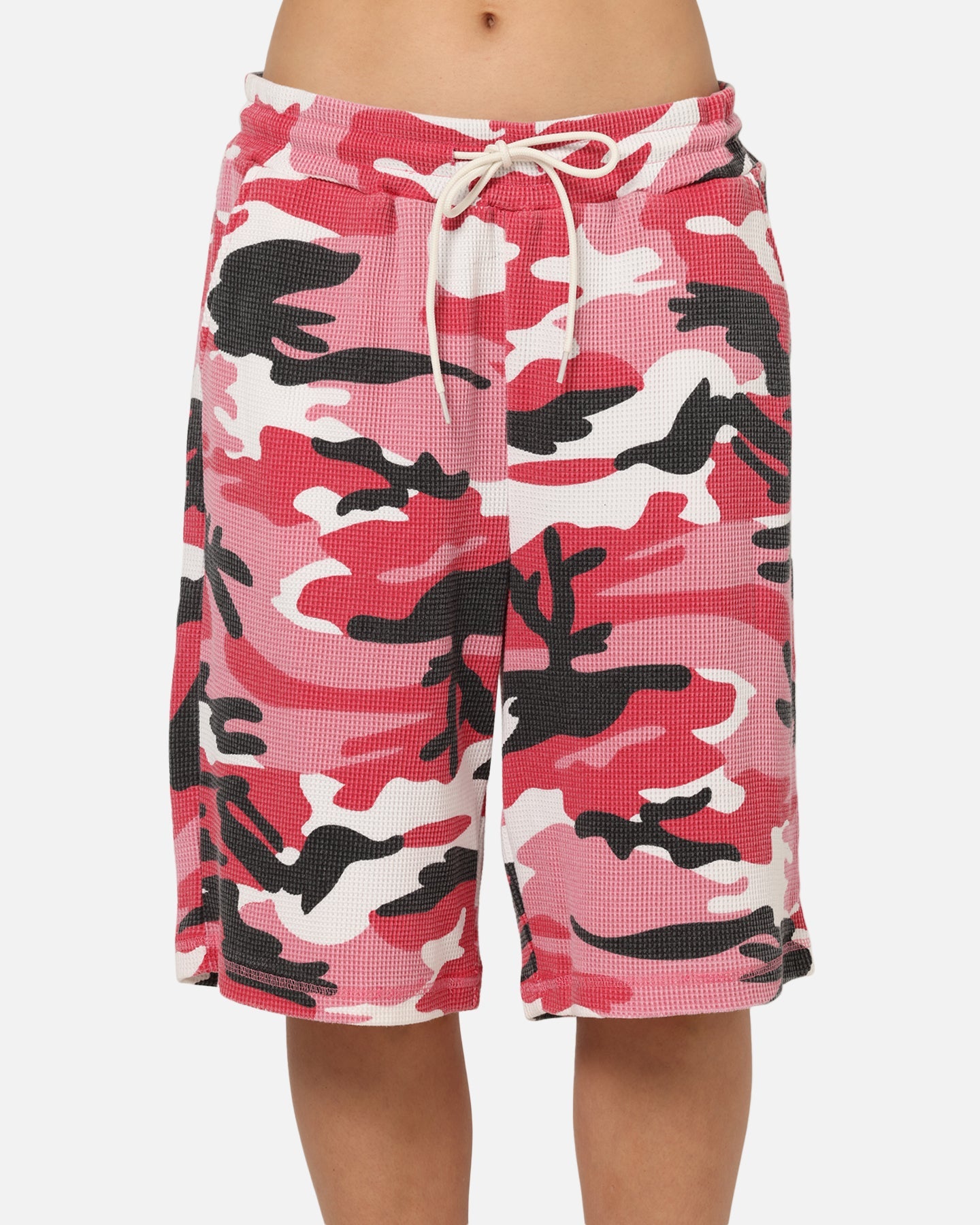 XXIII Printed Thermal Shorts Pink Camo