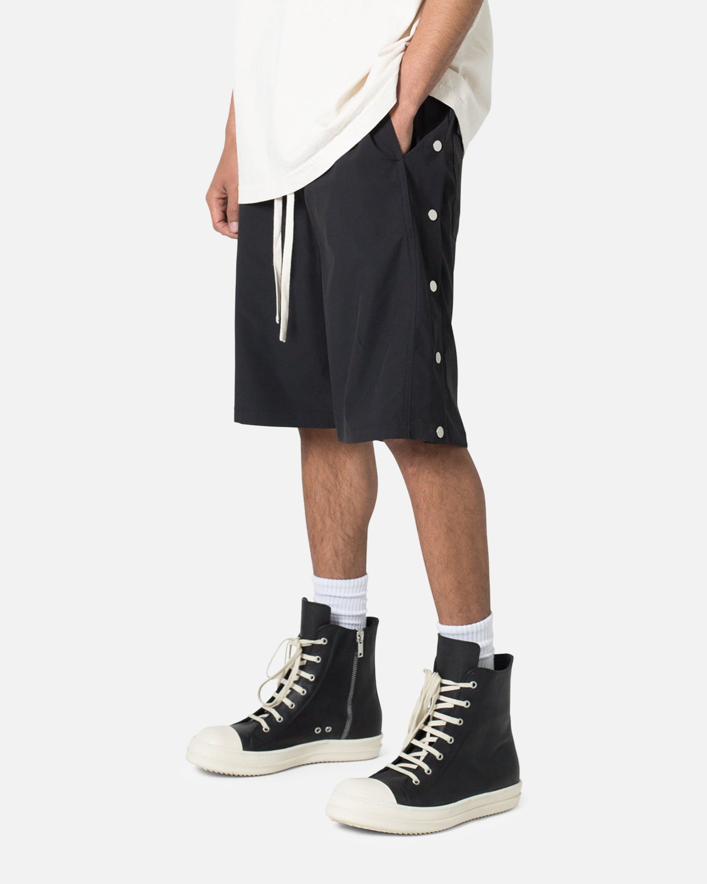 MNML Side Snap Nylon Shorts Black