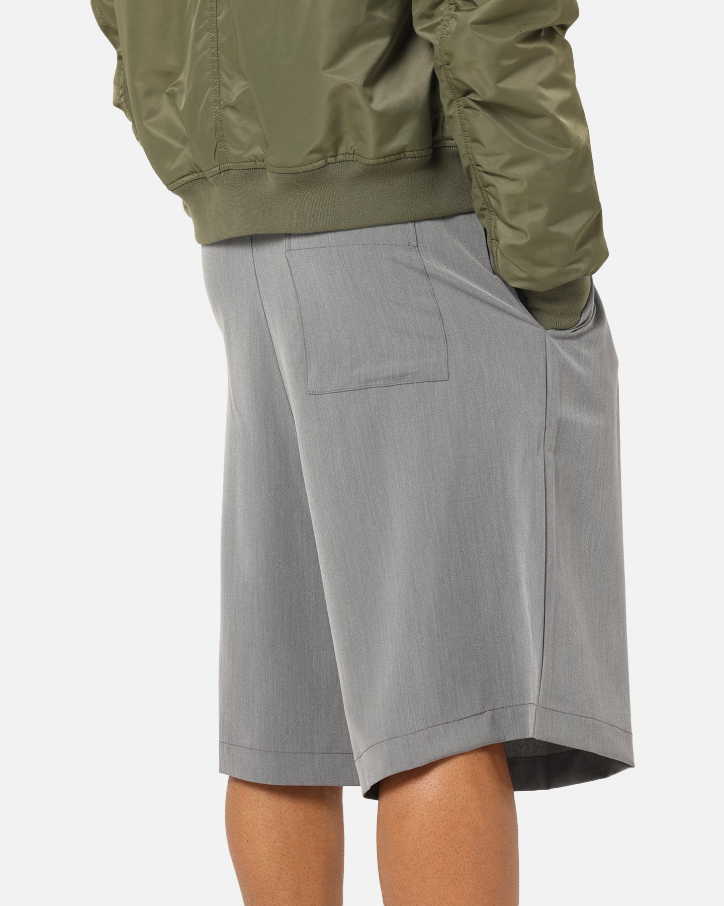 XXIII Baggy Pleated Shorts Grey