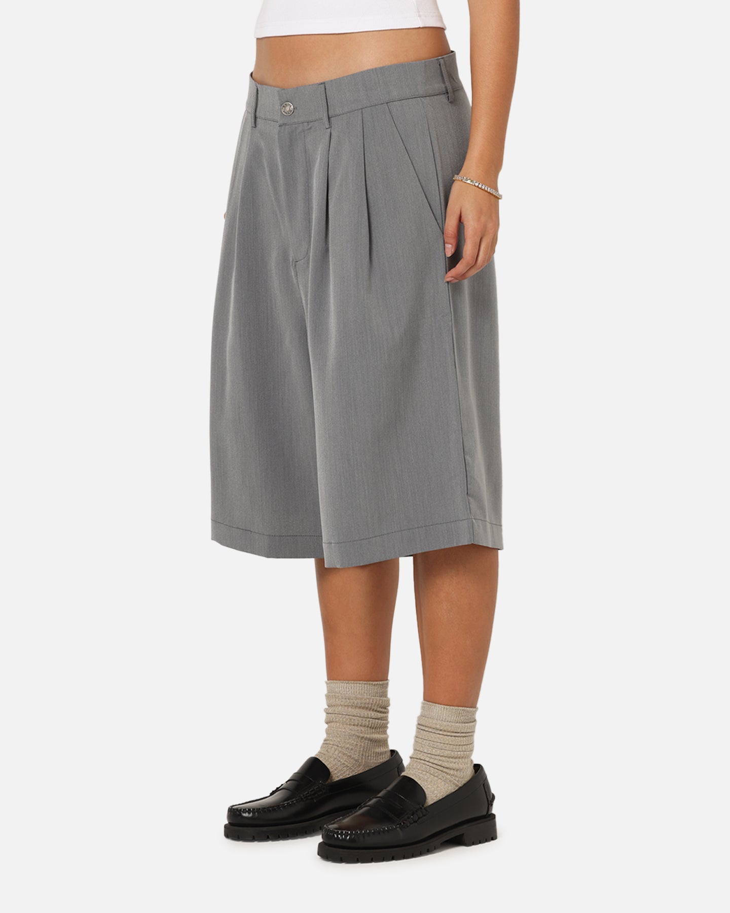 XXIII Baggy Pleated Shorts Grey