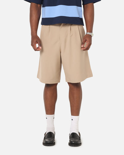 XXIII Baggy Pleated Shorts Tan