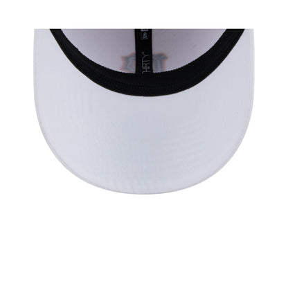 Pittsburgh Pirates Optic White 39THIRTY Stretch Fit Hat