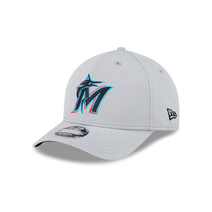 Miami Marlins 2025 Clubhouse Gray 9FORTY M-Crown Snapback Hat
